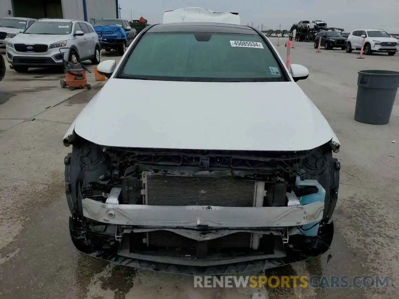 5 Photograph of a damaged car WDD3G4EB9KW034325 MERCEDES-BENZ A-CLASS 2019