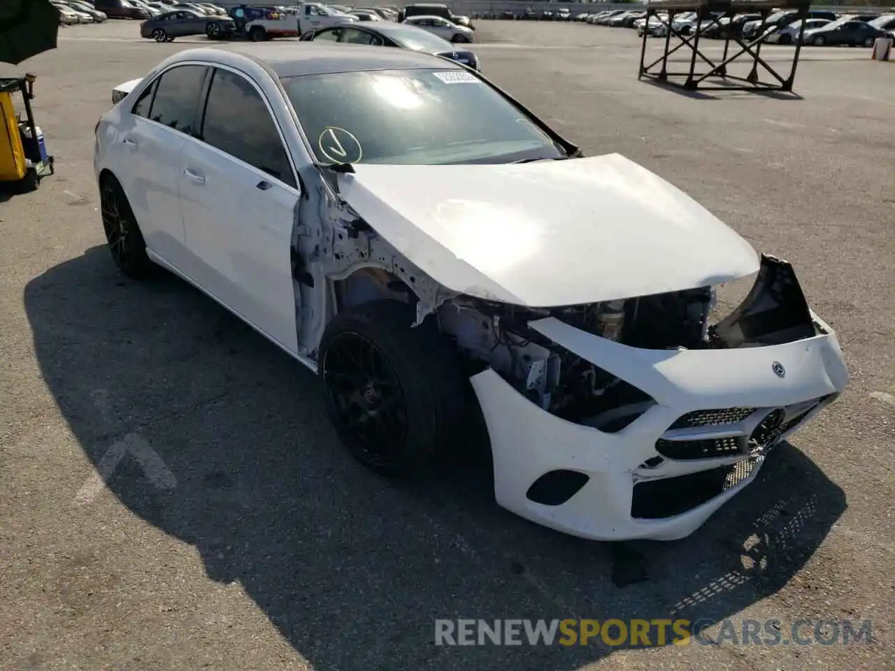 1 Photograph of a damaged car WDD3G4EBXKW002015 MERCEDES-BENZ A-CLASS 2019