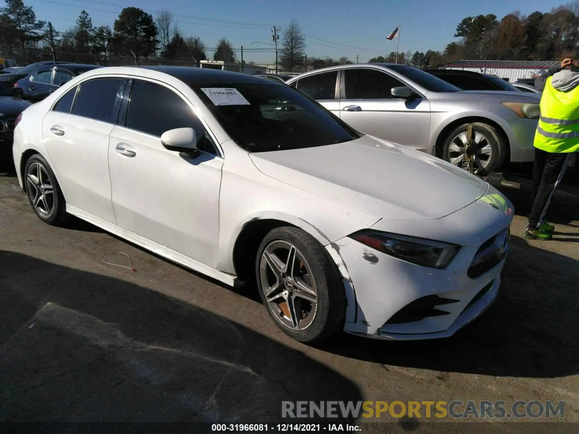 1 Photograph of a damaged car WDD3G4EBXKW005951 MERCEDES-BENZ A-CLASS 2019