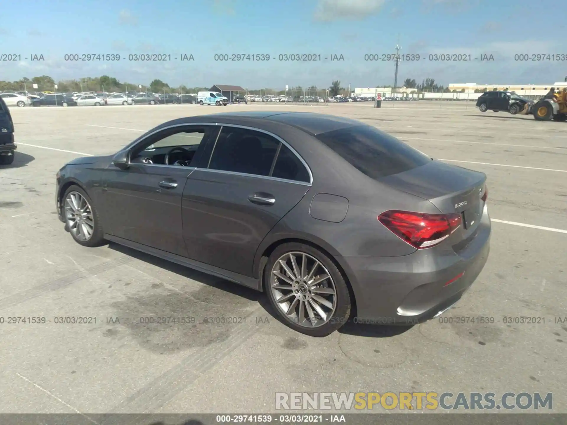 3 Photograph of a damaged car WDD3G4EBXKW011992 MERCEDES-BENZ A-CLASS 2019