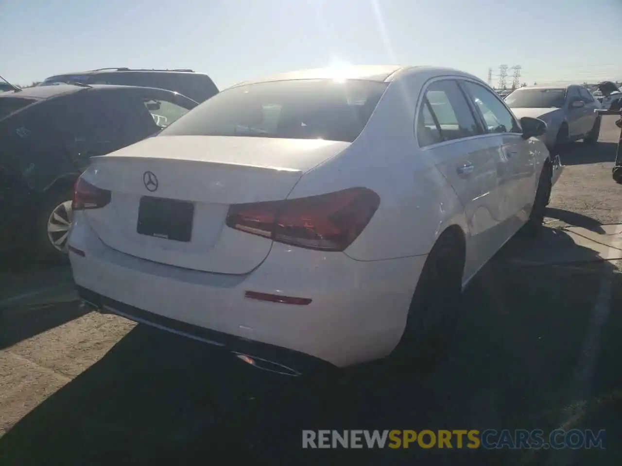 4 Photograph of a damaged car WDD3G4EBXKW012530 MERCEDES-BENZ A-CLASS 2019