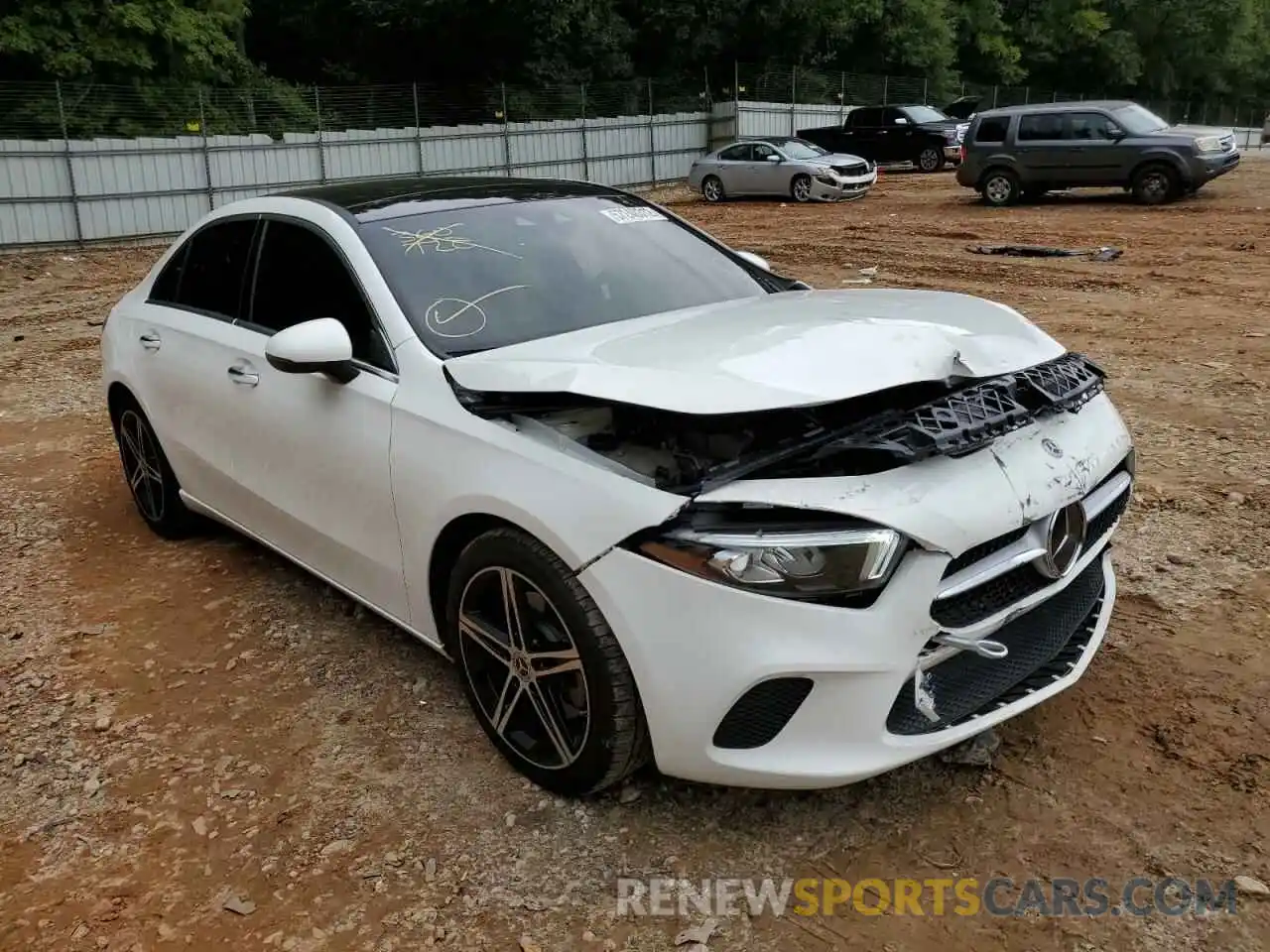 1 Photograph of a damaged car WDD3G4EBXKW013046 MERCEDES-BENZ A-CLASS 2019