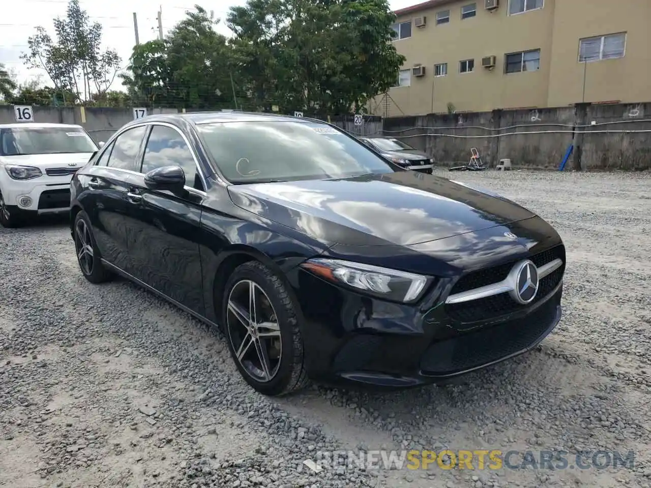 1 Photograph of a damaged car WDD3G4EBXKW019932 MERCEDES-BENZ A-CLASS 2019