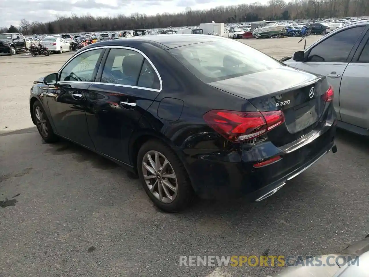 3 Photograph of a damaged car WDD3G4EBXKW028081 MERCEDES-BENZ A-CLASS 2019