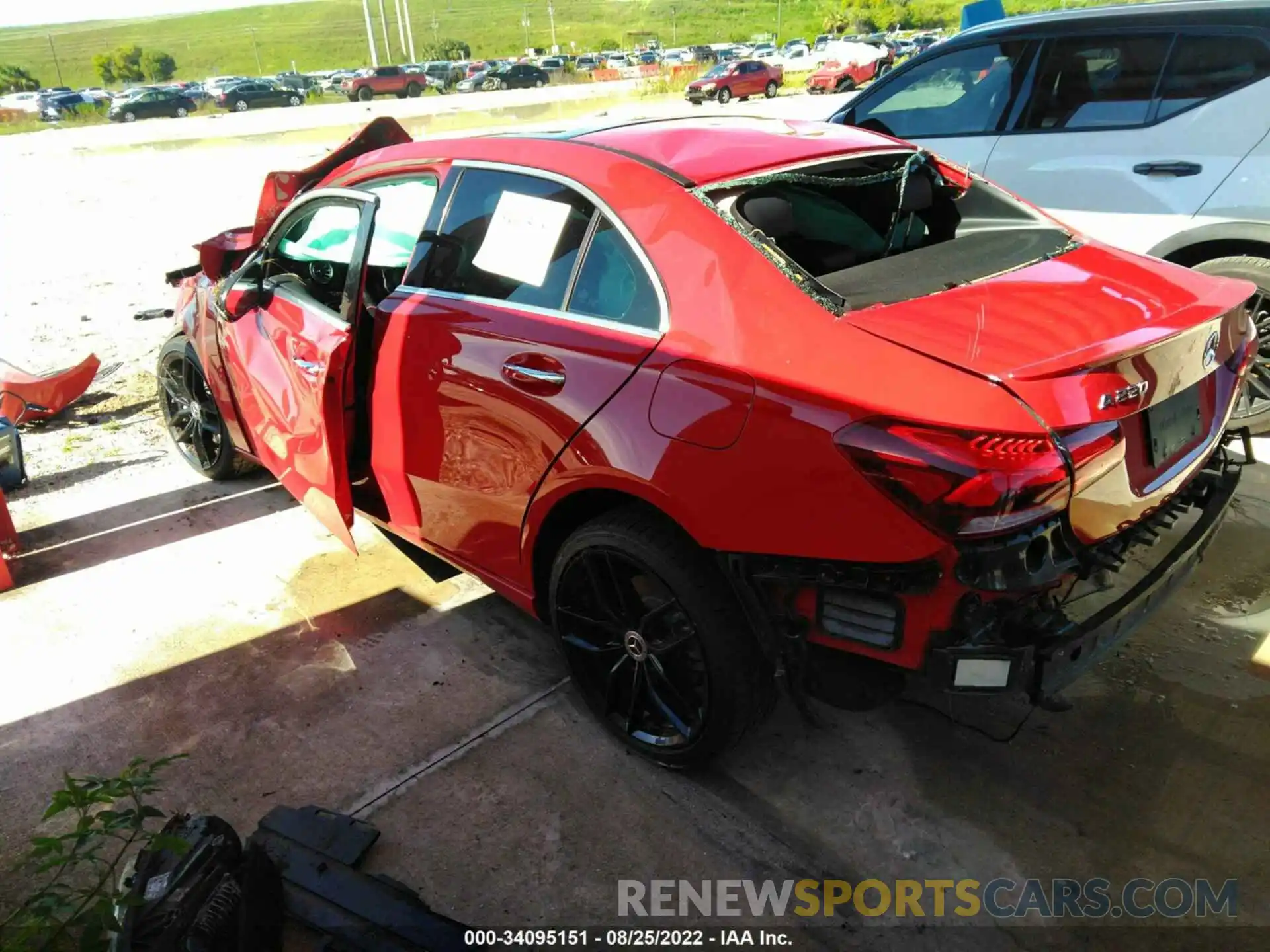 3 Photograph of a damaged car WDD3G4EBXKW028730 MERCEDES-BENZ A-CLASS 2019