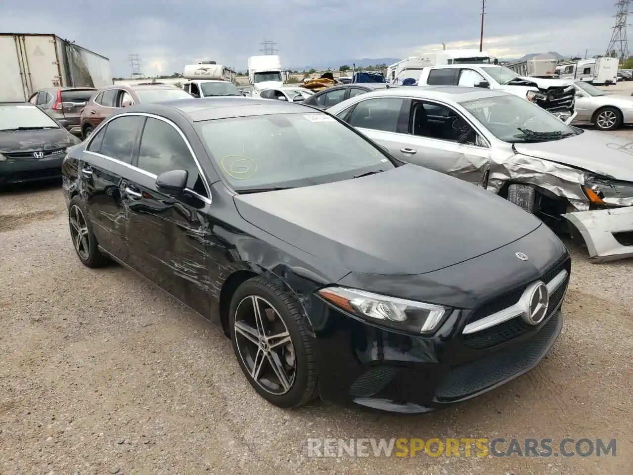 1 Photograph of a damaged car WDD3G4EBXKW032938 MERCEDES-BENZ A-CLASS 2019