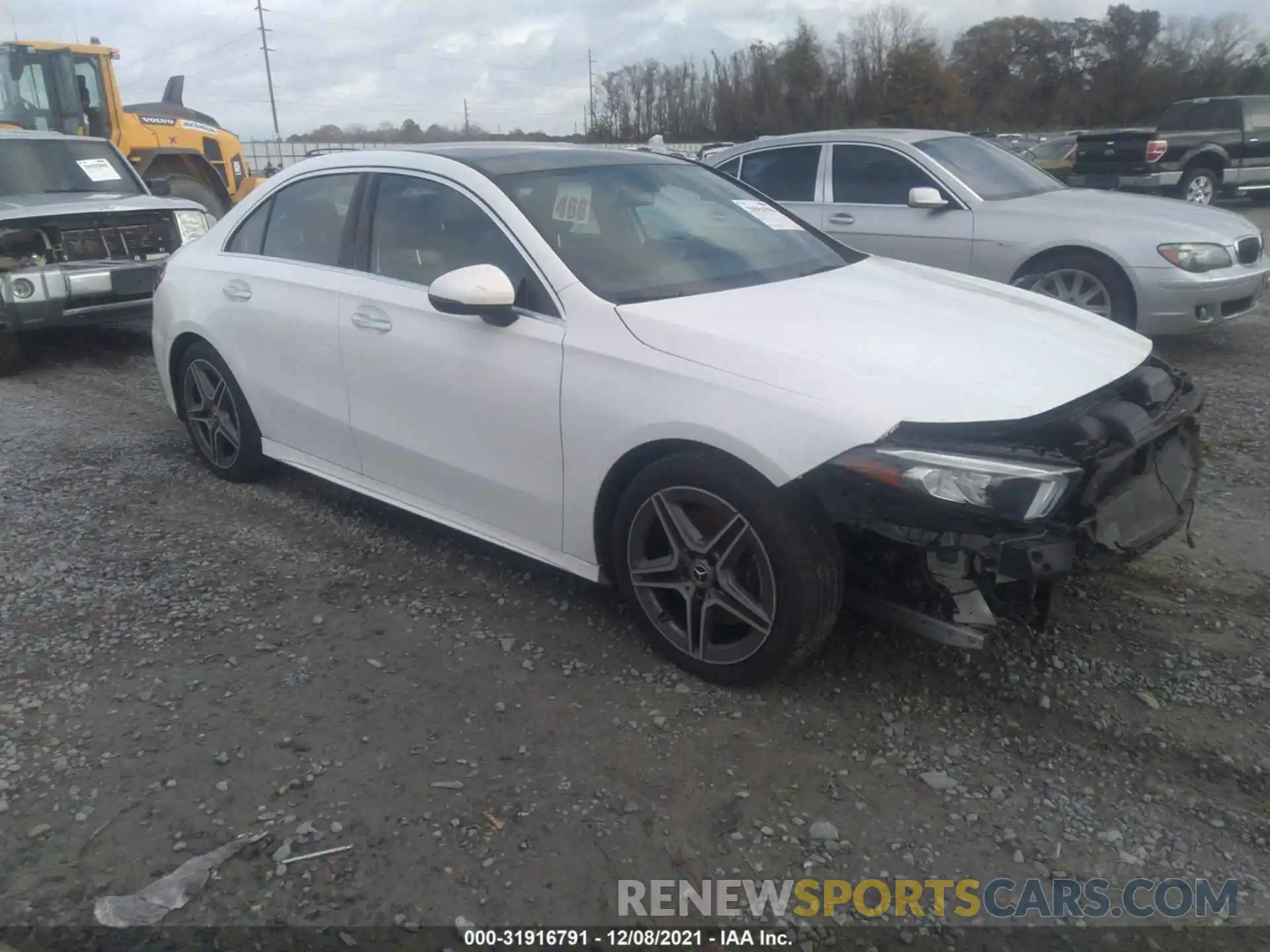 1 Photograph of a damaged car WDD3G4EBXKW034477 MERCEDES-BENZ A-CLASS 2019