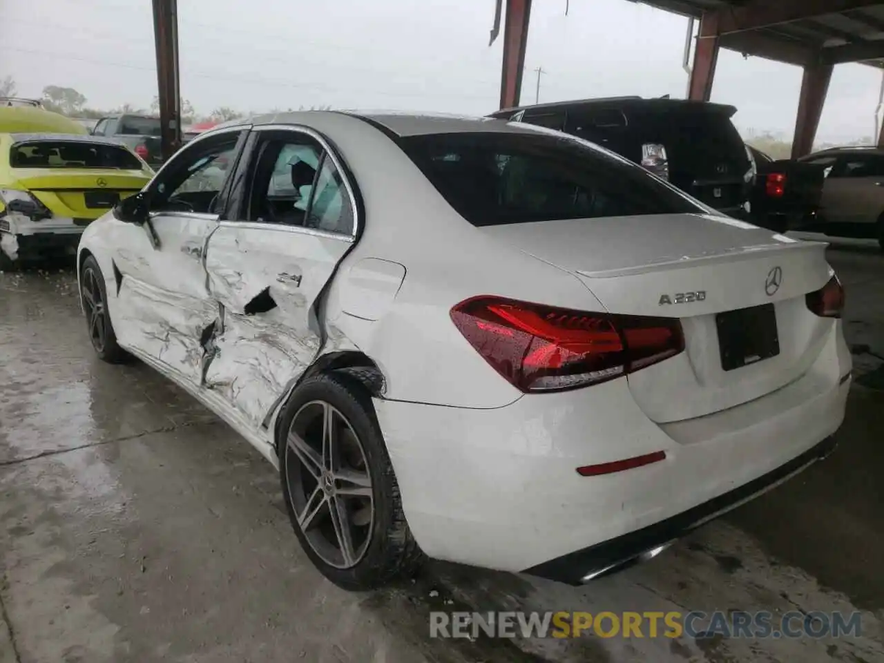 3 Photograph of a damaged car WDD3G4EBXKW035726 MERCEDES-BENZ A-CLASS 2019