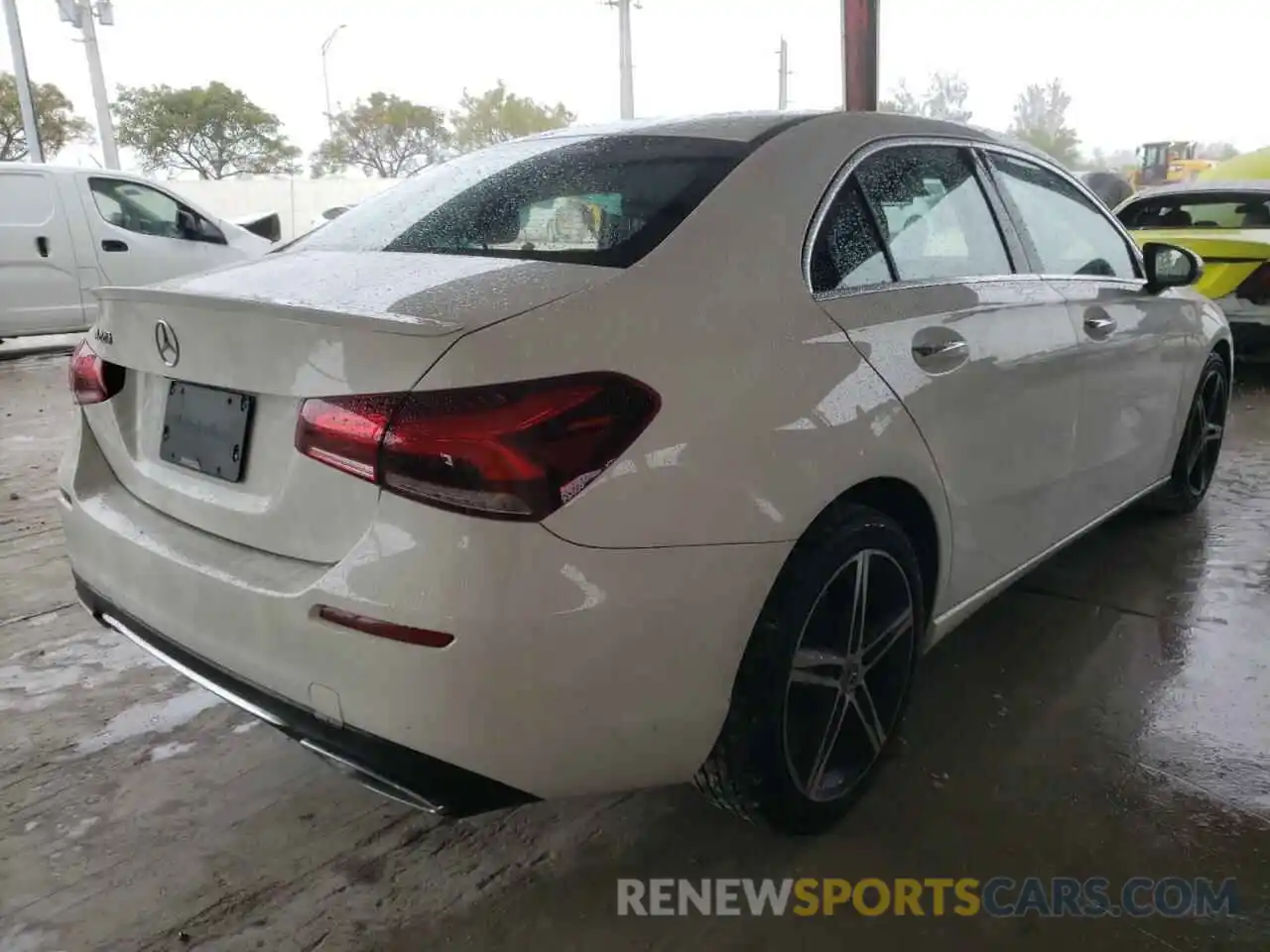 4 Photograph of a damaged car WDD3G4EBXKW035726 MERCEDES-BENZ A-CLASS 2019