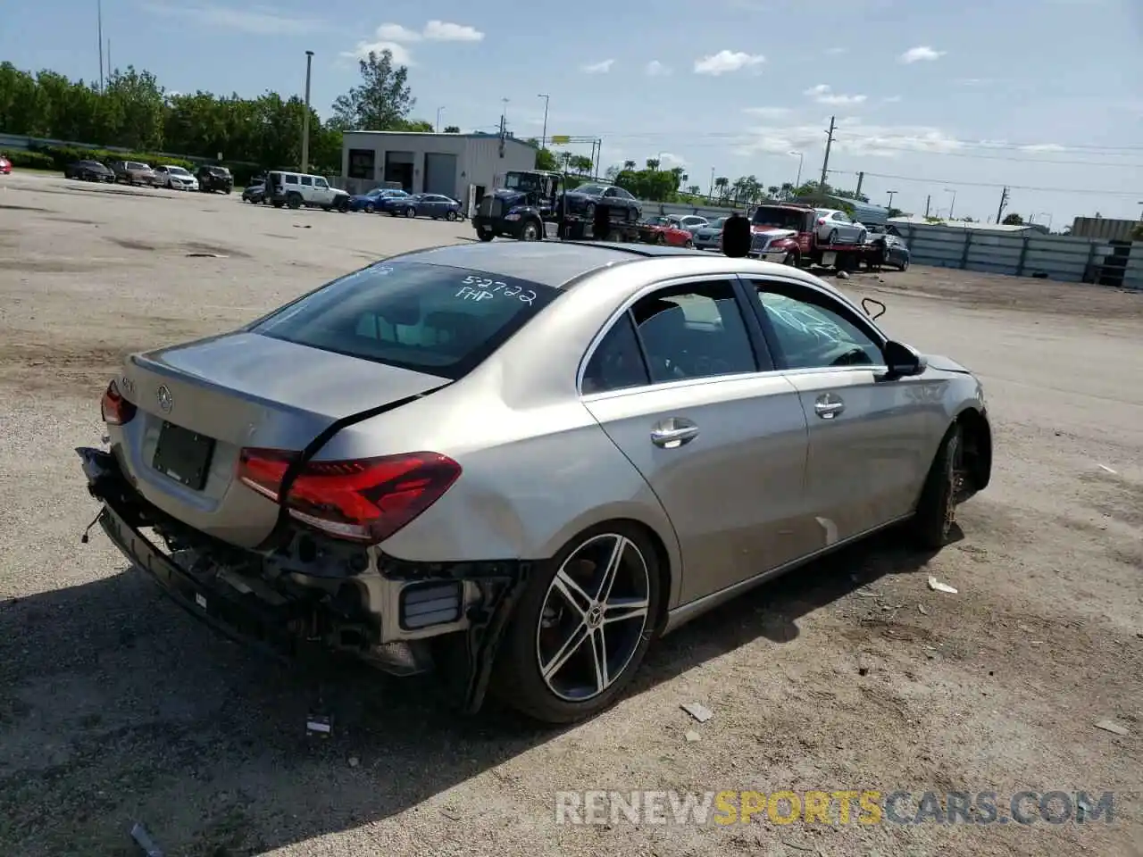 4 Photograph of a damaged car WDD3G4EBXKW036004 MERCEDES-BENZ A-CLASS 2019