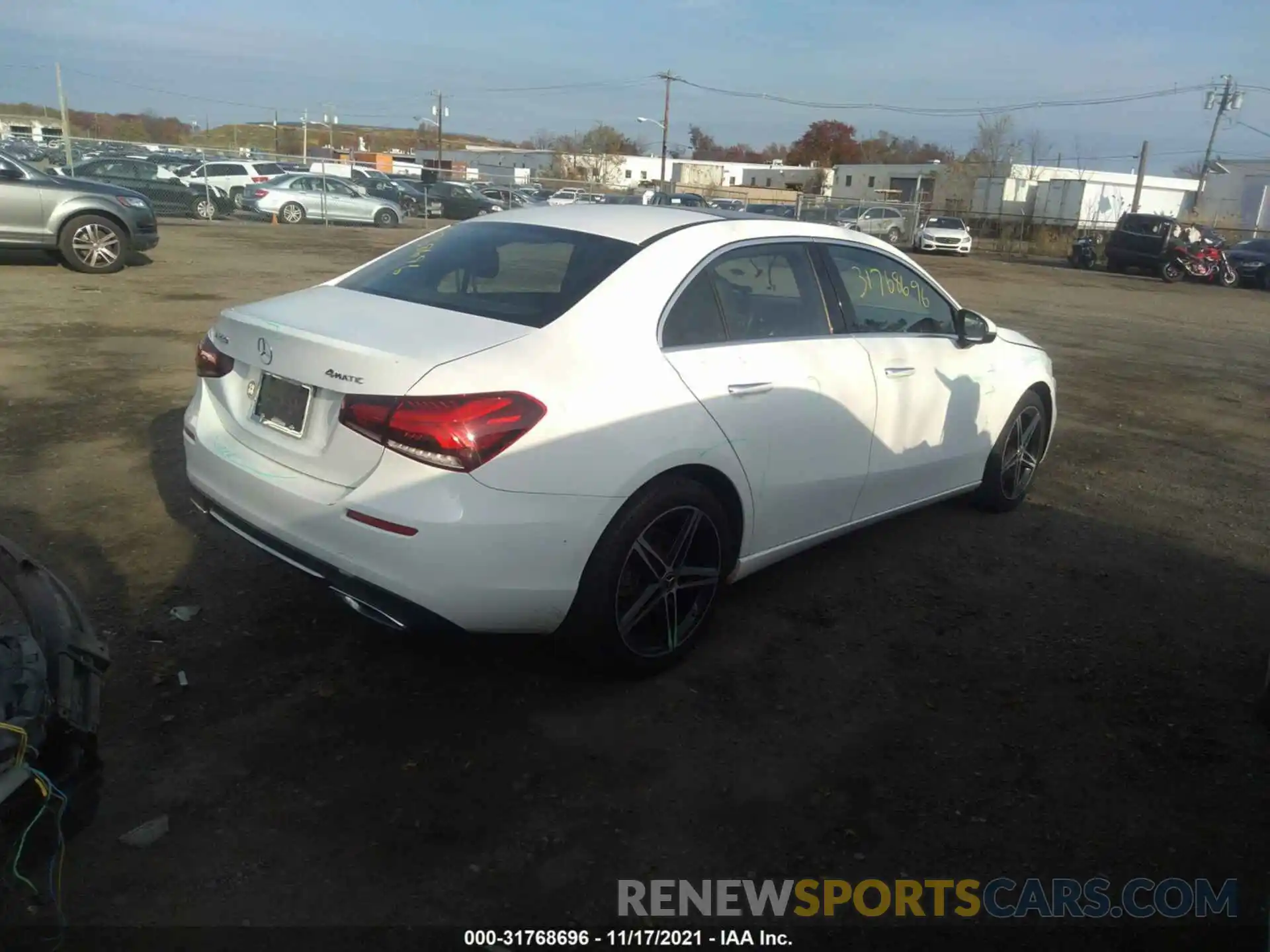 4 Photograph of a damaged car WDD3G4FB0KW000675 MERCEDES-BENZ A-CLASS 2019