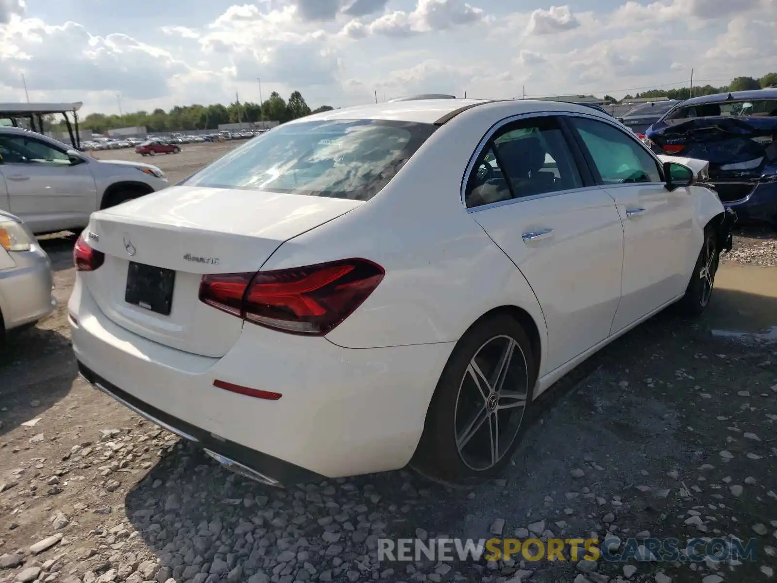 4 Photograph of a damaged car WDD3G4FB0KW000787 MERCEDES-BENZ A-CLASS 2019