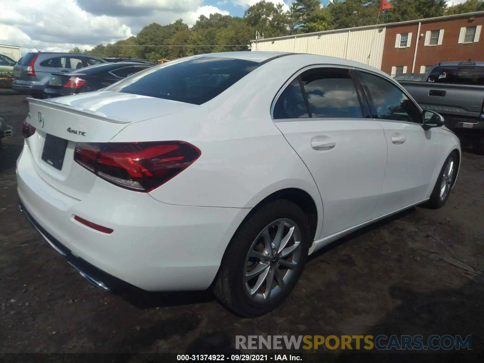 4 Photograph of a damaged car WDD3G4FB0KW012437 MERCEDES-BENZ A-CLASS 2019