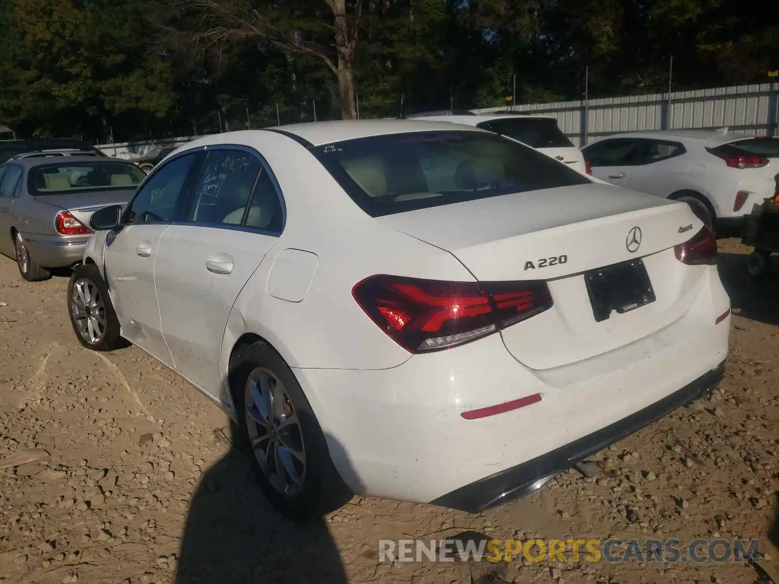 3 Photograph of a damaged car WDD3G4FB0KW018237 MERCEDES-BENZ A-CLASS 2019