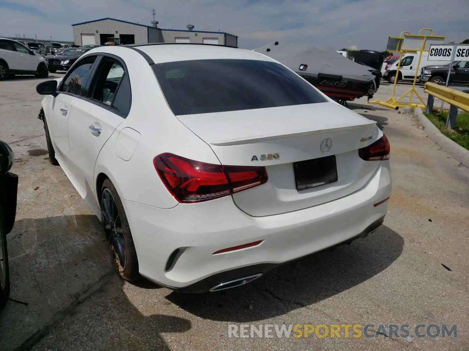 3 Photograph of a damaged car WDD3G4FB0KW020702 MERCEDES-BENZ A-CLASS 2019