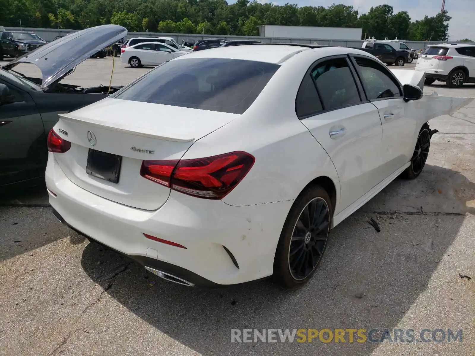 4 Photograph of a damaged car WDD3G4FB0KW020702 MERCEDES-BENZ A-CLASS 2019