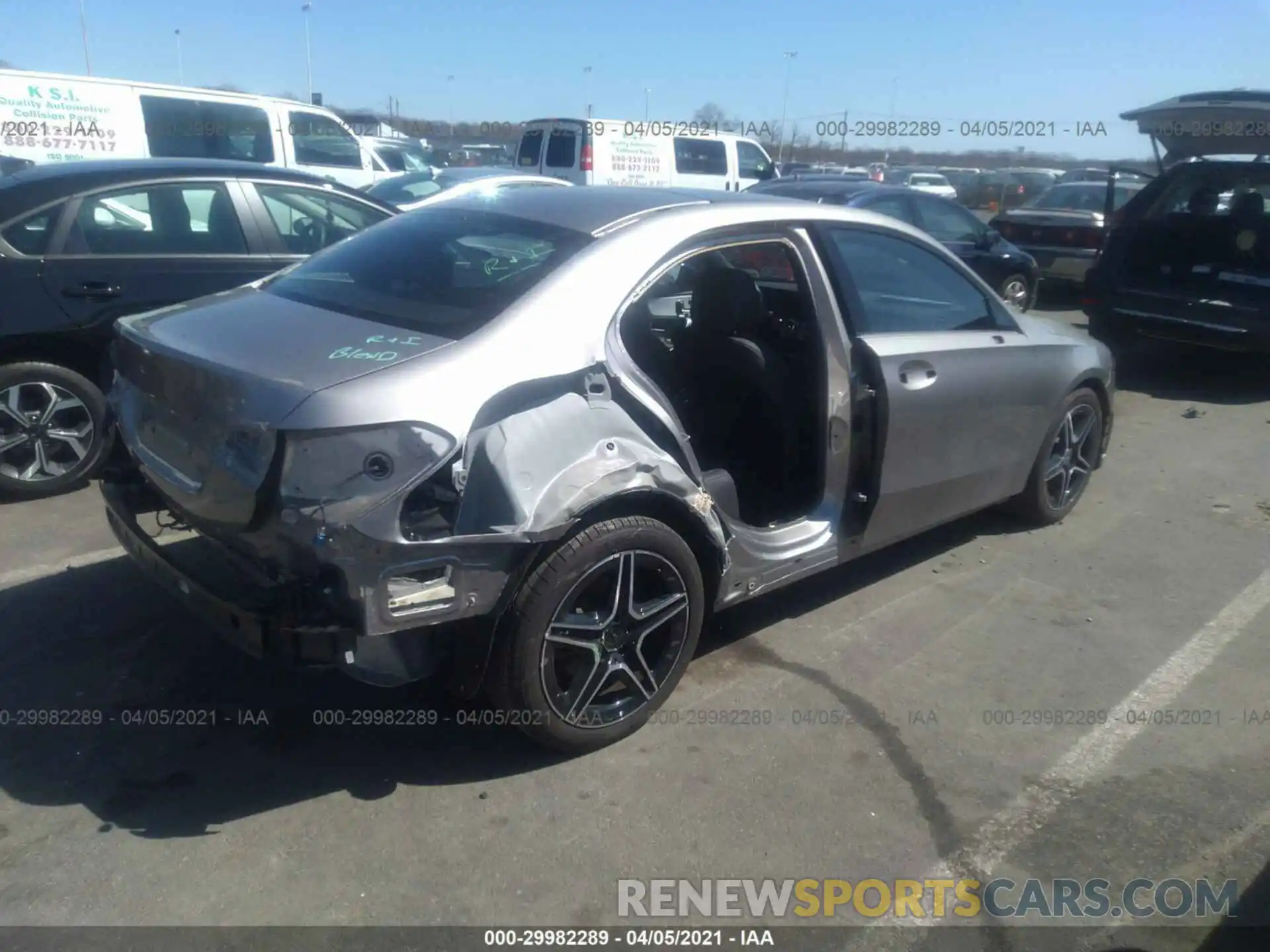 4 Photograph of a damaged car WDD3G4FB0KW029125 MERCEDES-BENZ A-CLASS 2019