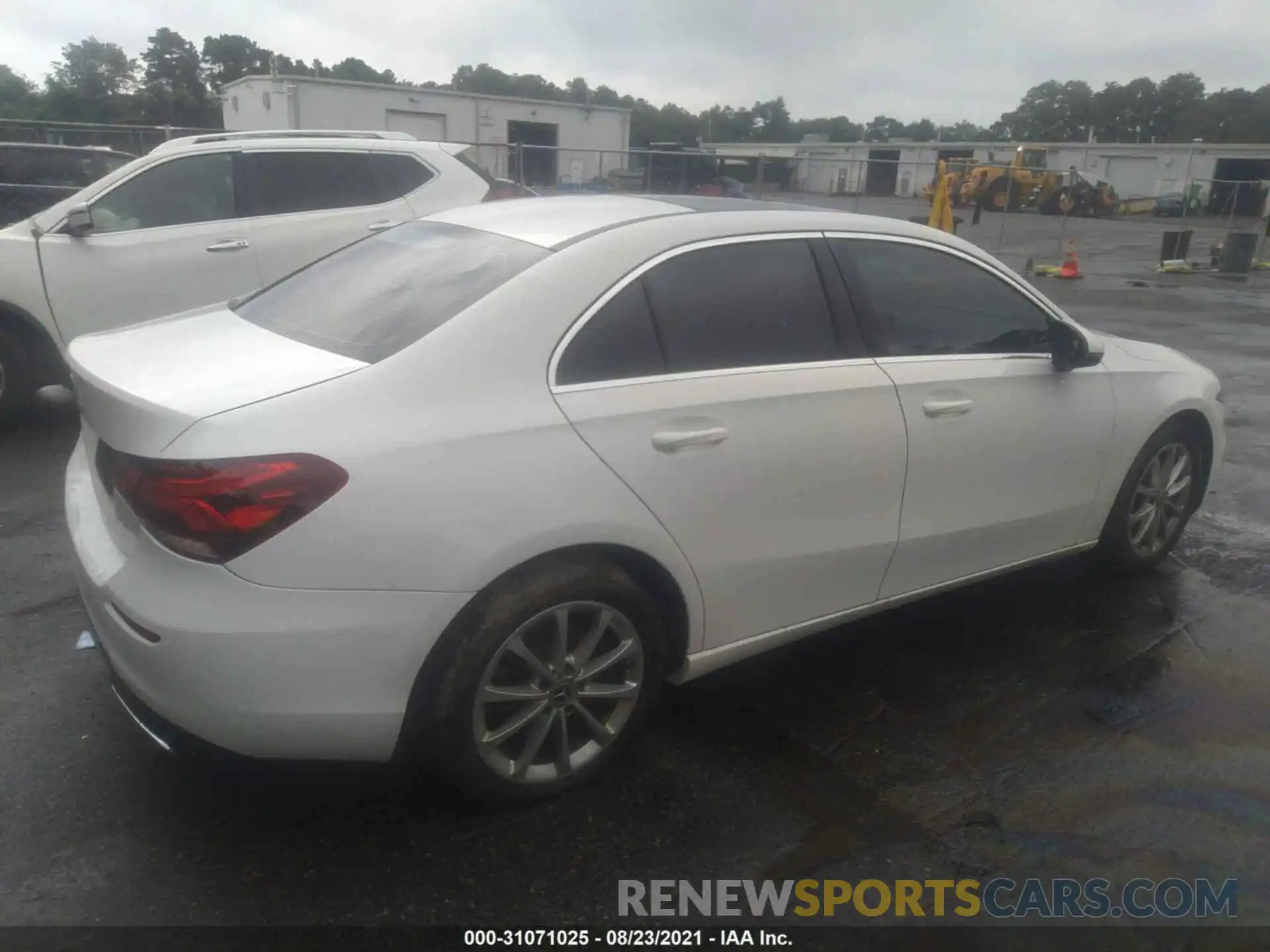 4 Photograph of a damaged car WDD3G4FB1KW024161 MERCEDES-BENZ A-CLASS 2019