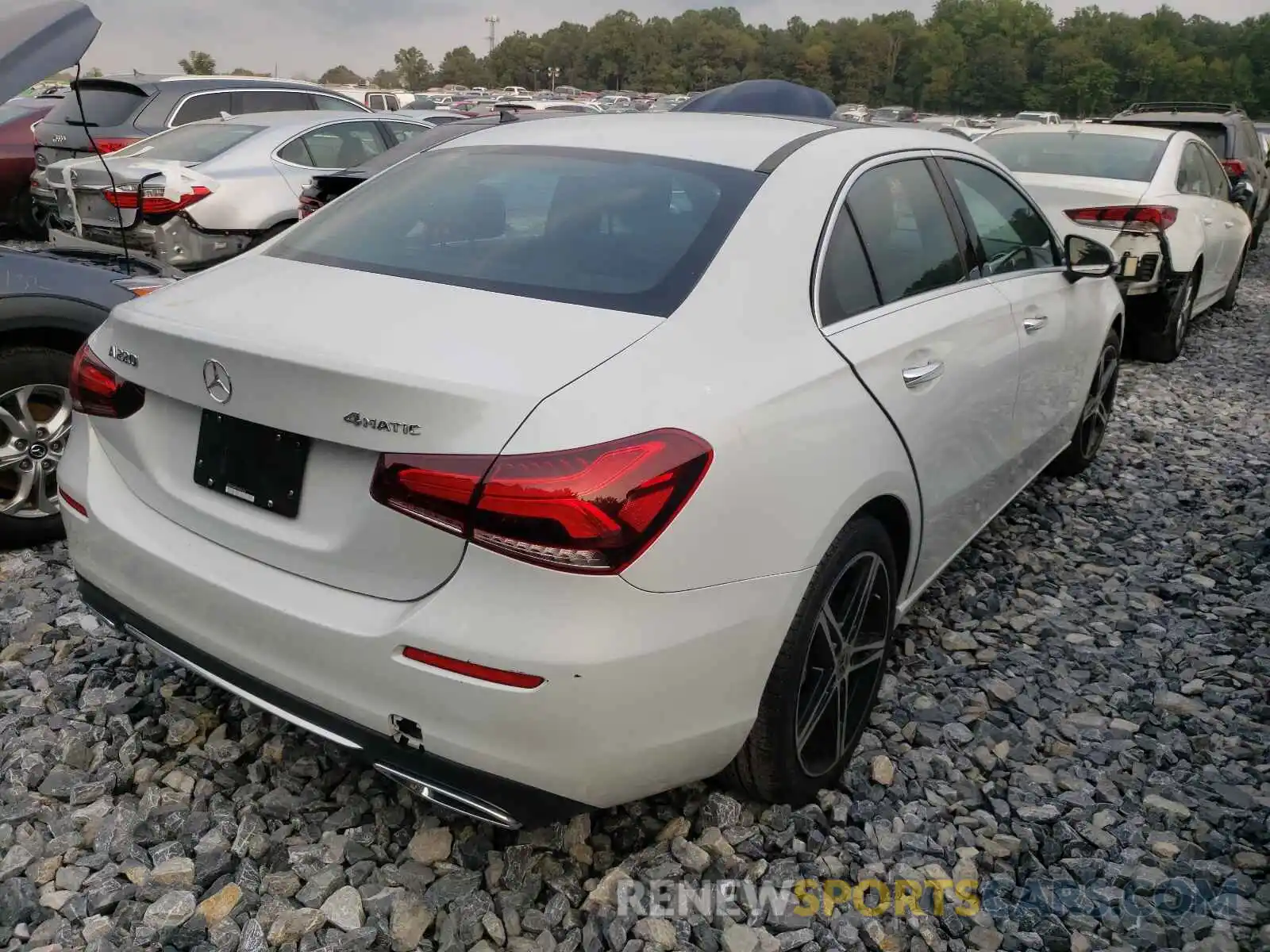 4 Photograph of a damaged car WDD3G4FB1KW035256 MERCEDES-BENZ A-CLASS 2019