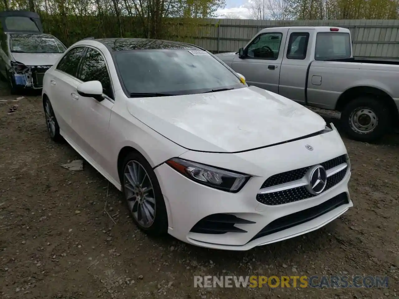 1 Photograph of a damaged car WDD3G4FB2KW005618 MERCEDES-BENZ A-CLASS 2019