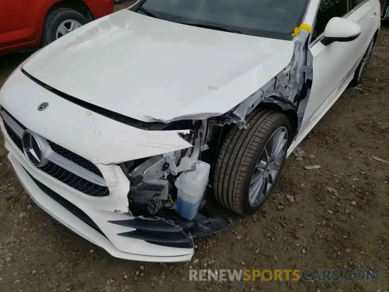 9 Photograph of a damaged car WDD3G4FB2KW005618 MERCEDES-BENZ A-CLASS 2019