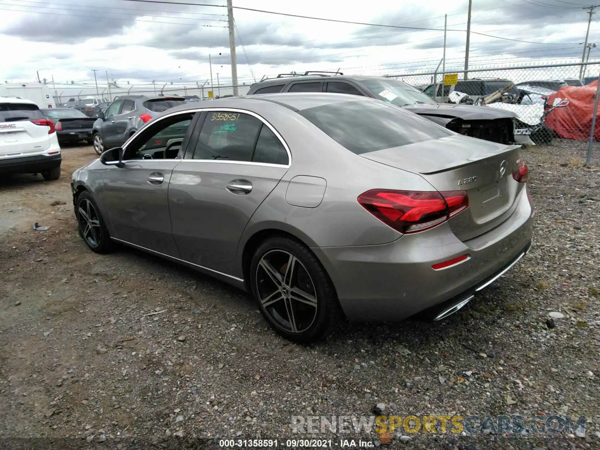 3 Photograph of a damaged car WDD3G4FB2KW010589 MERCEDES-BENZ A-CLASS 2019