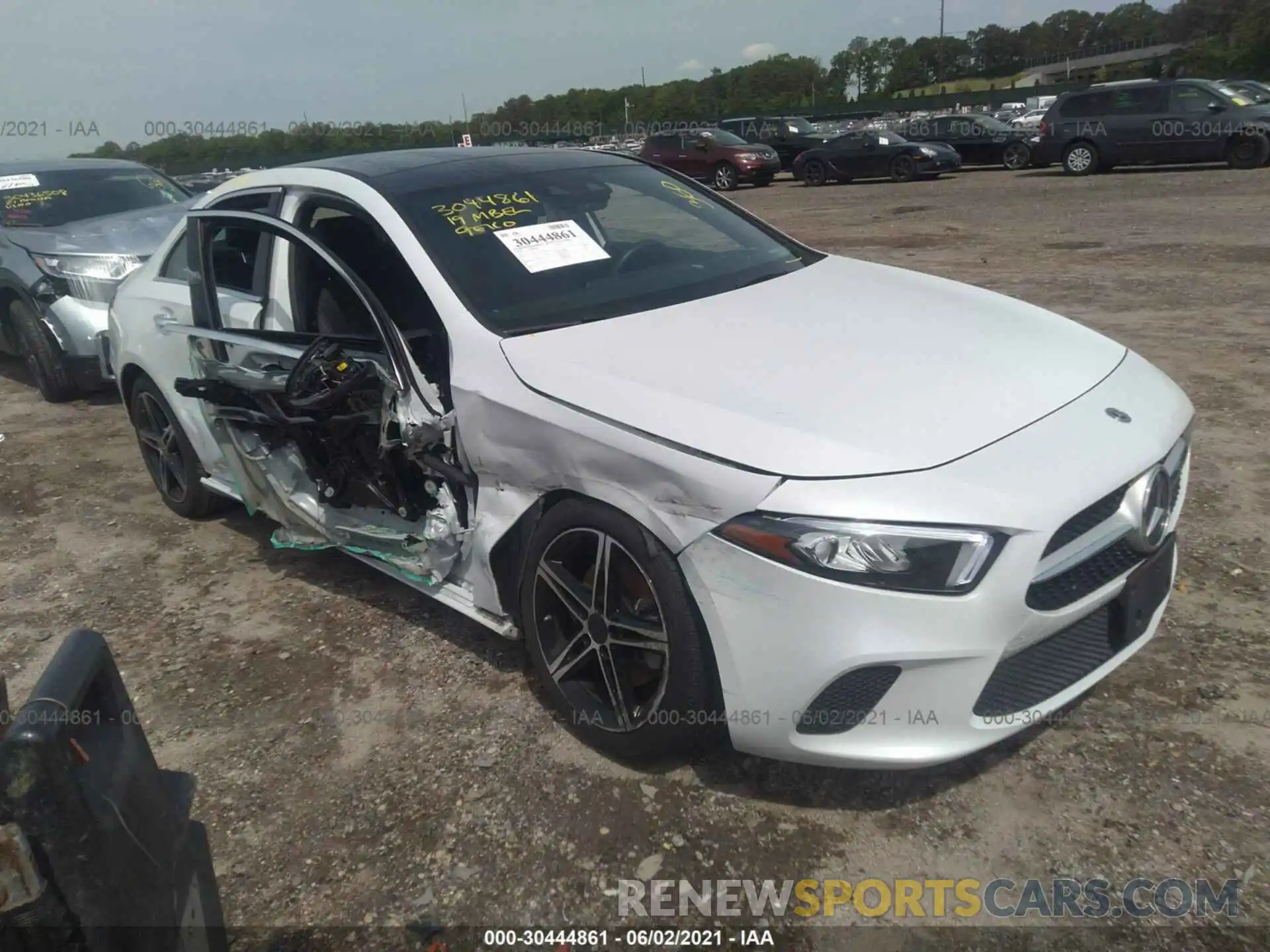 1 Photograph of a damaged car WDD3G4FB2KW022774 MERCEDES-BENZ A-CLASS 2019