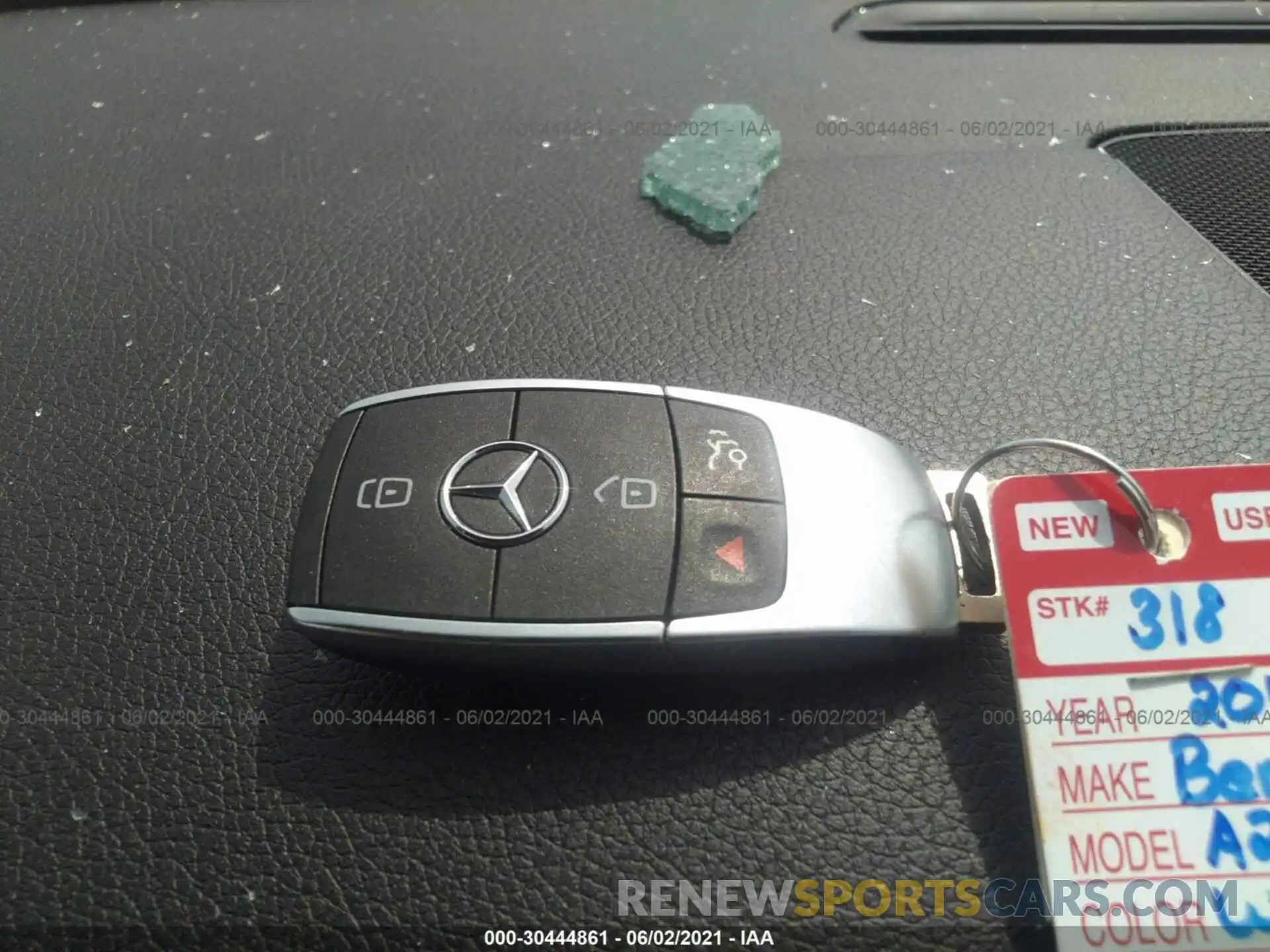 11 Photograph of a damaged car WDD3G4FB2KW022774 MERCEDES-BENZ A-CLASS 2019