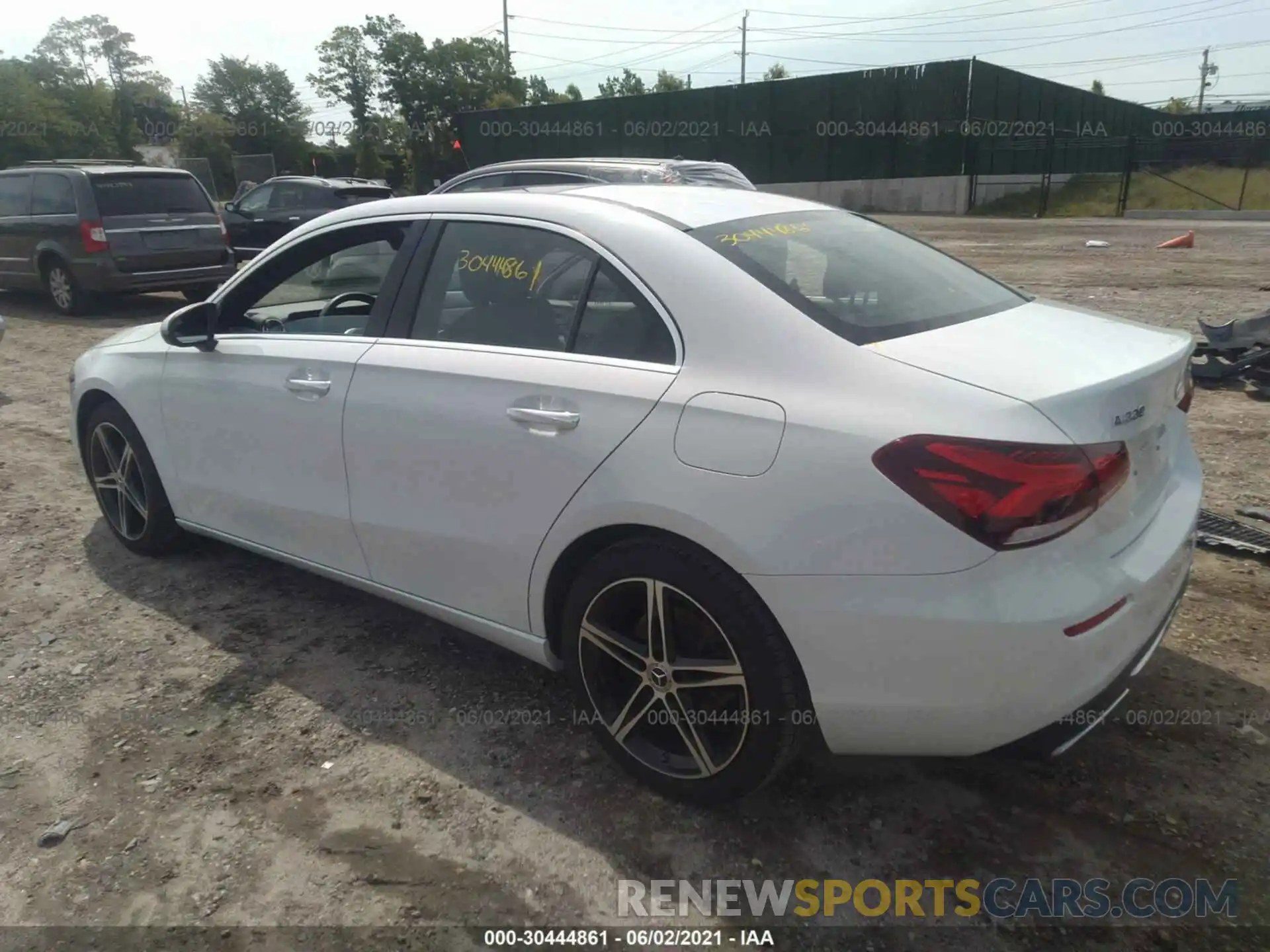 3 Photograph of a damaged car WDD3G4FB2KW022774 MERCEDES-BENZ A-CLASS 2019