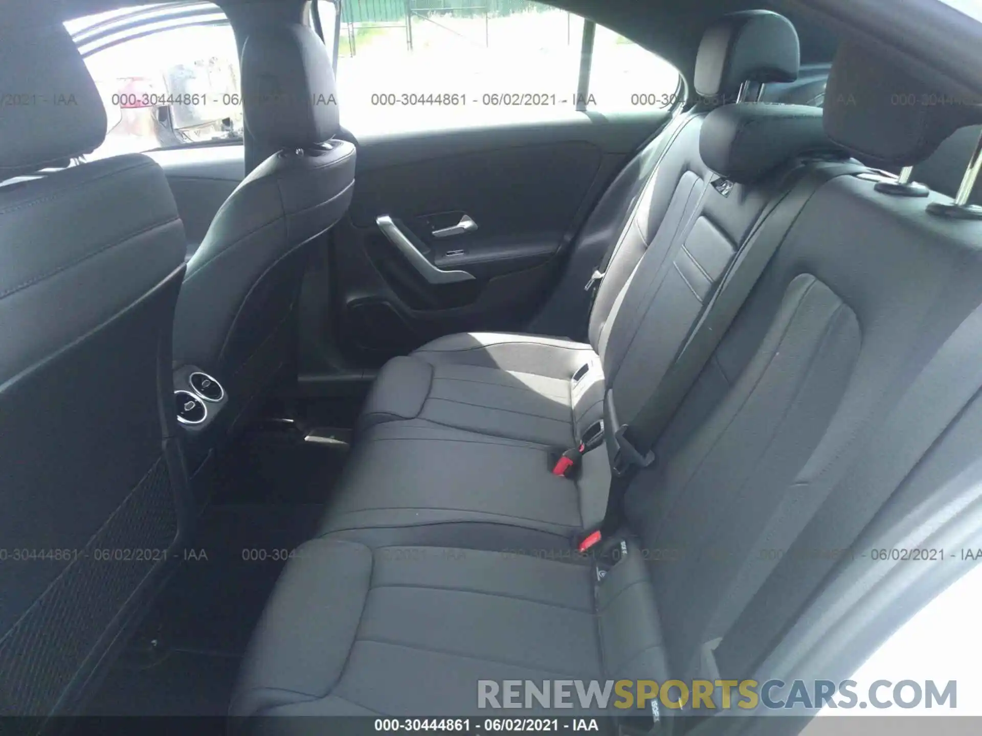 8 Photograph of a damaged car WDD3G4FB2KW022774 MERCEDES-BENZ A-CLASS 2019