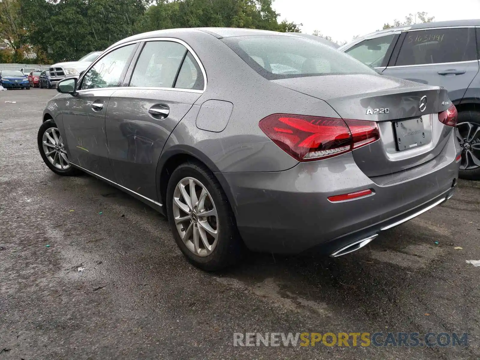 3 Photograph of a damaged car WDD3G4FB2KW024654 MERCEDES-BENZ A-CLASS 2019