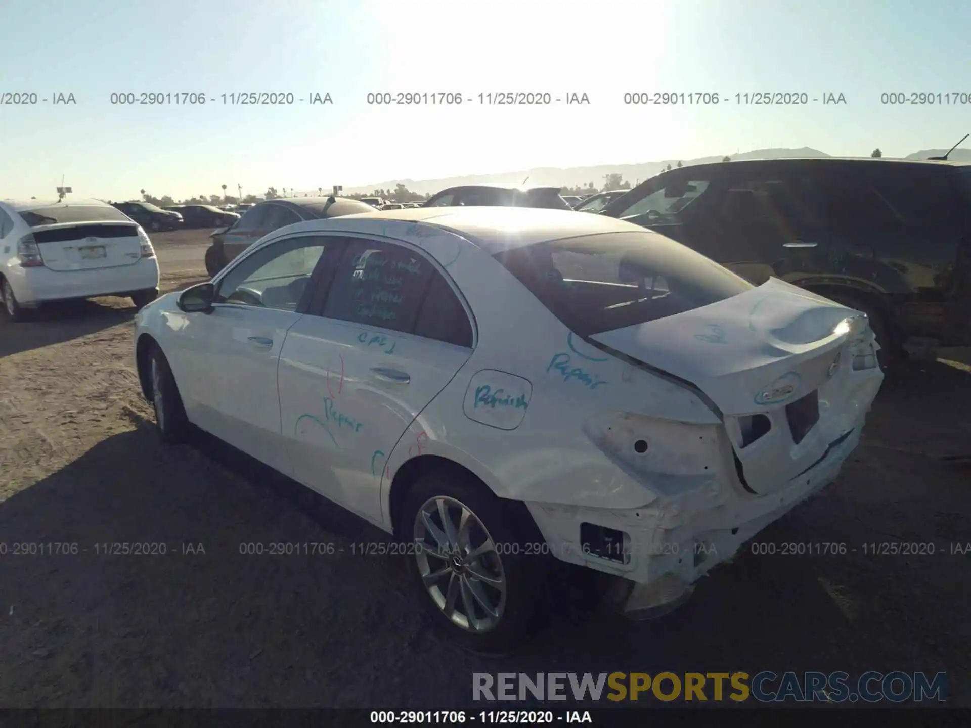 3 Photograph of a damaged car WDD3G4FB2KW026968 MERCEDES-BENZ A-CLASS 2019