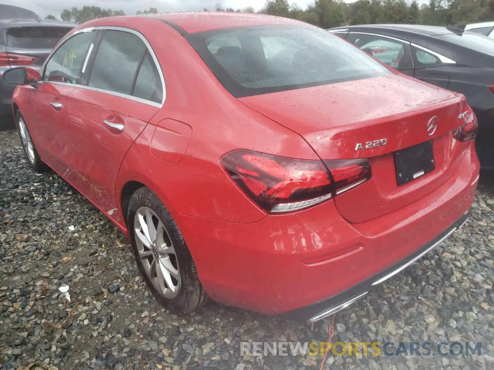 3 Photograph of a damaged car WDD3G4FB3KW017857 MERCEDES-BENZ A-CLASS 2019