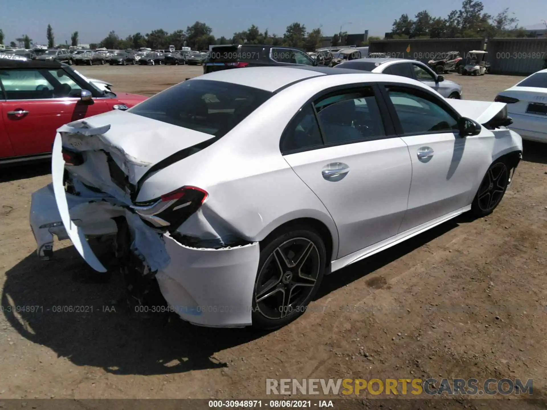 4 Photograph of a damaged car WDD3G4FB3KW019141 MERCEDES-BENZ A-CLASS 2019