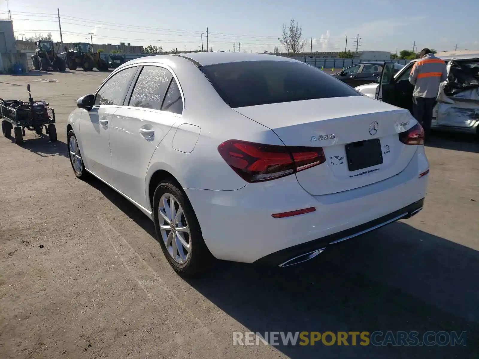 3 Photograph of a damaged car WDD3G4FB3KW024078 MERCEDES-BENZ A-CLASS 2019