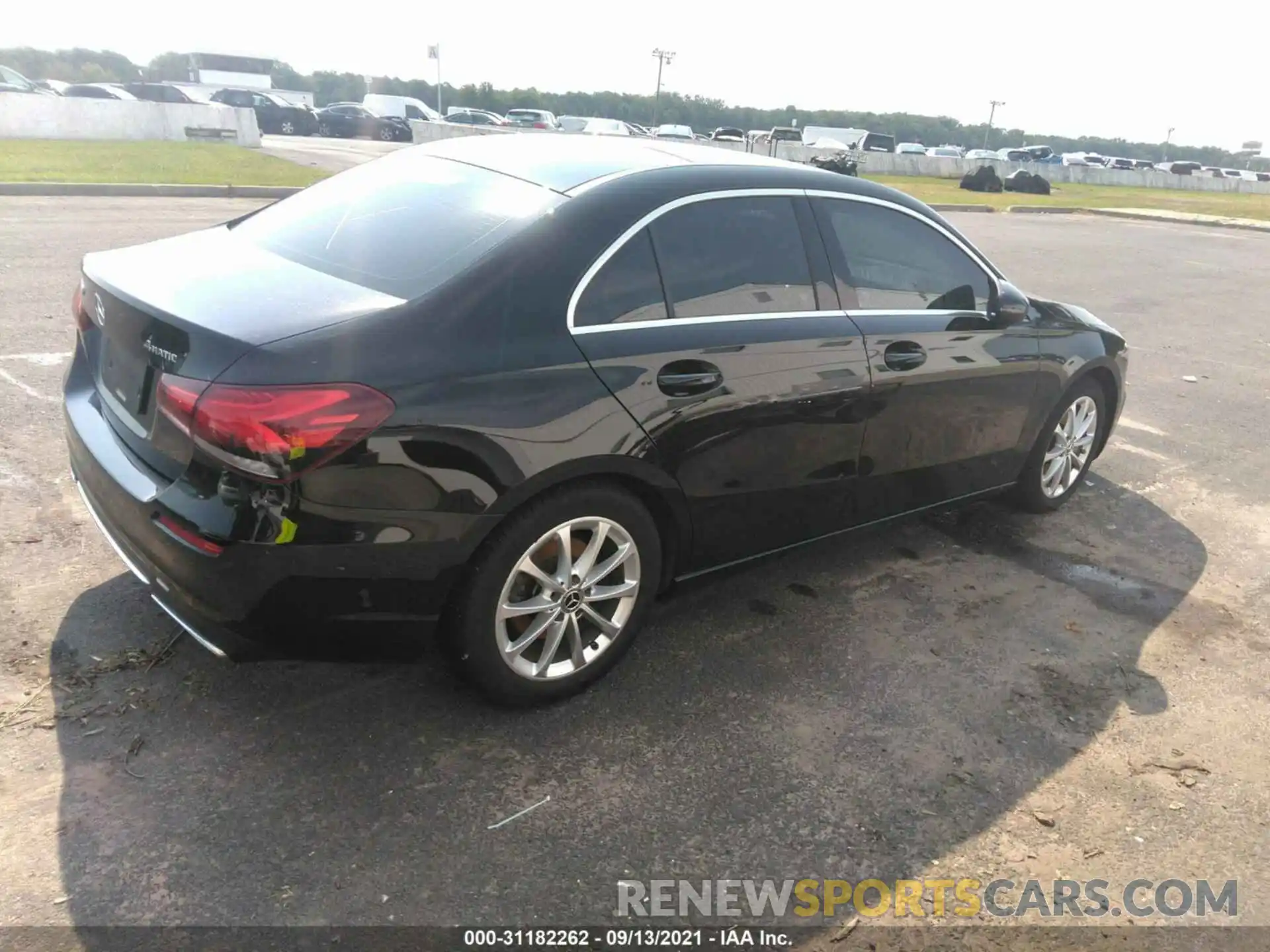 4 Photograph of a damaged car WDD3G4FB3KW026090 MERCEDES-BENZ A-CLASS 2019