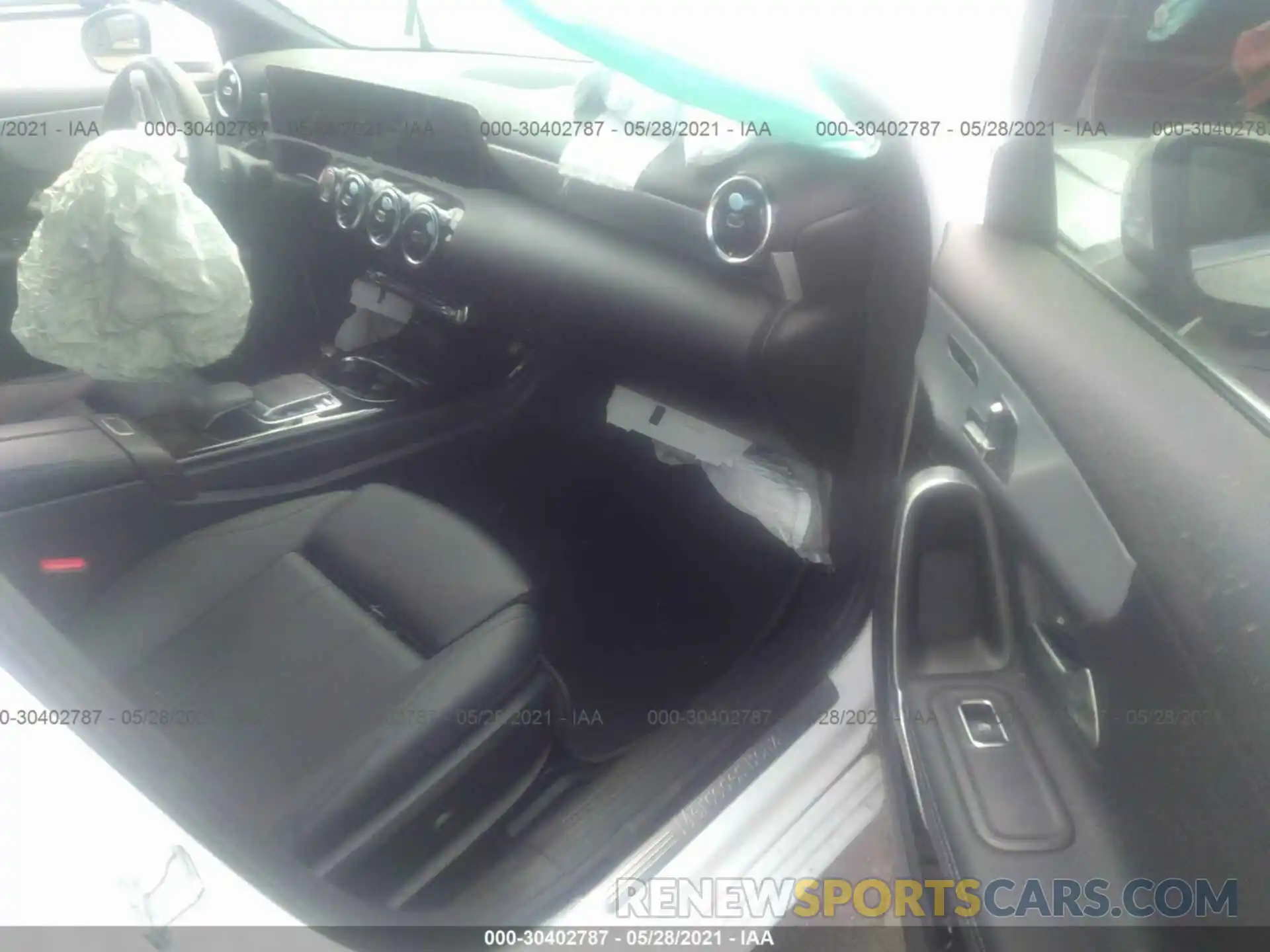 5 Photograph of a damaged car WDD3G4FB4KW002106 MERCEDES-BENZ A-CLASS 2019