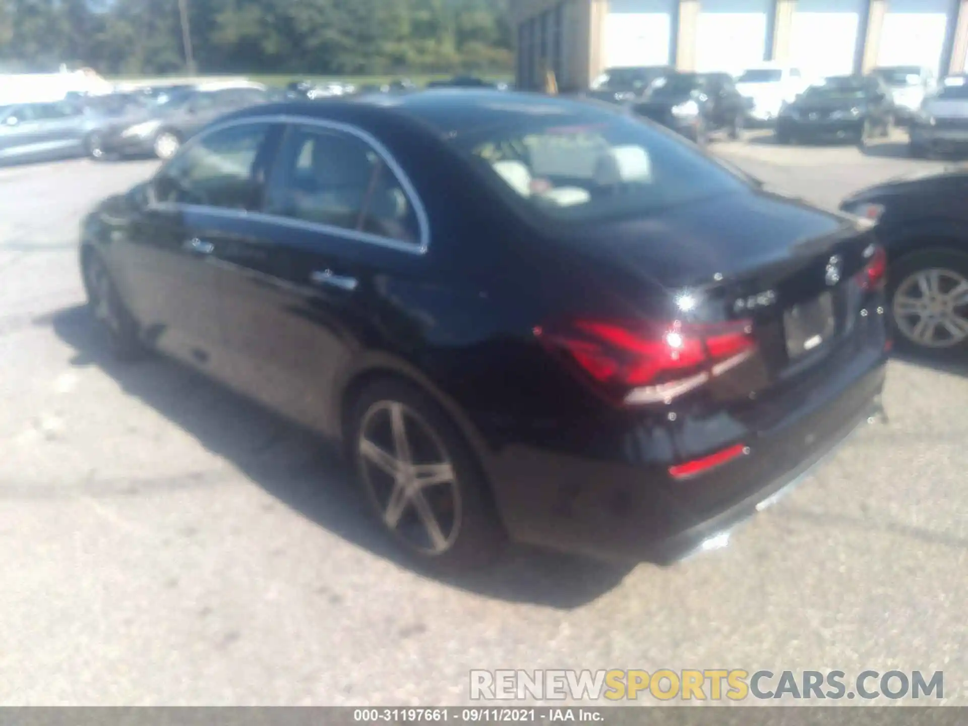 3 Photograph of a damaged car WDD3G4FB4KW015339 MERCEDES-BENZ A-CLASS 2019