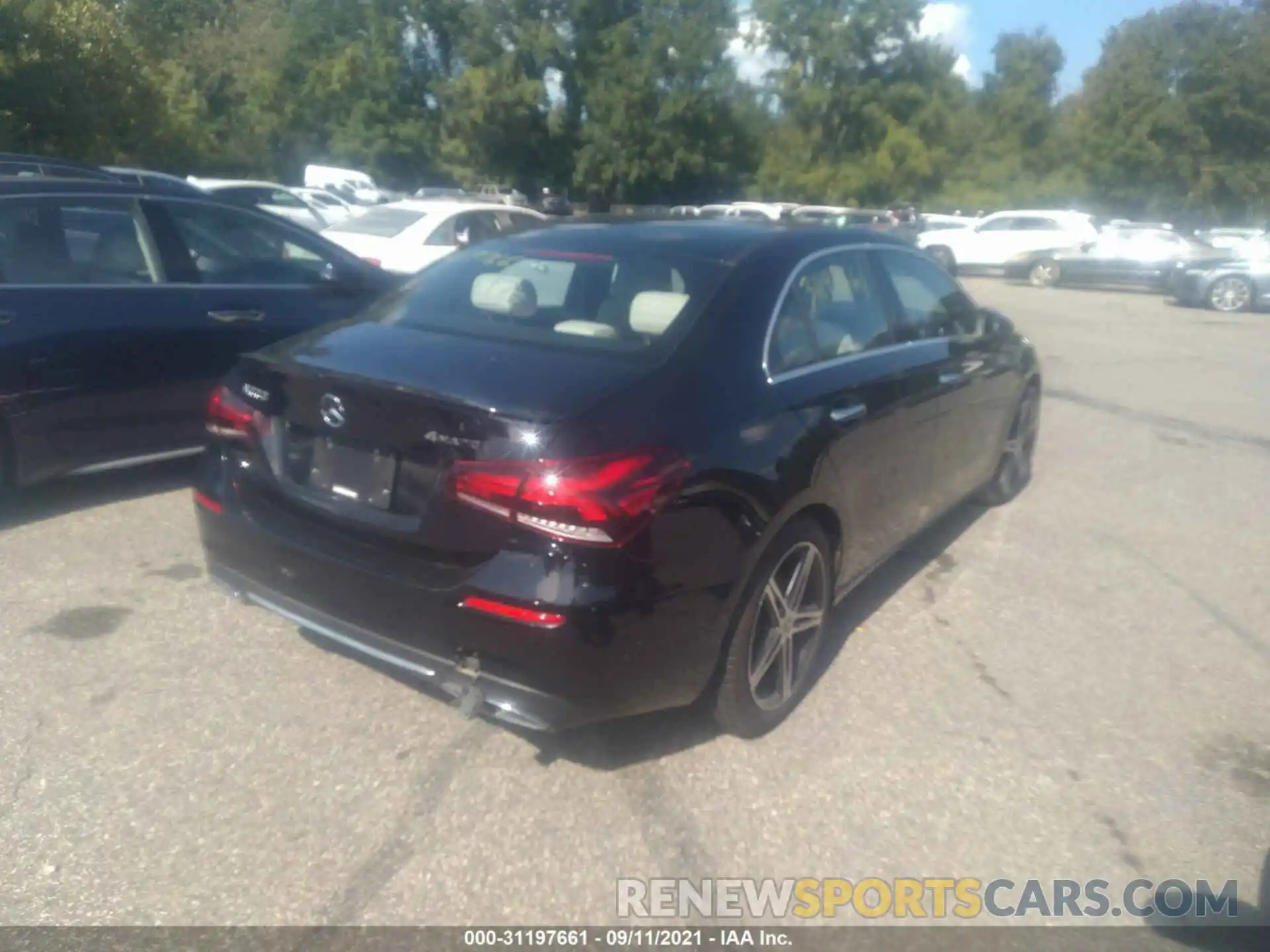 4 Photograph of a damaged car WDD3G4FB4KW015339 MERCEDES-BENZ A-CLASS 2019