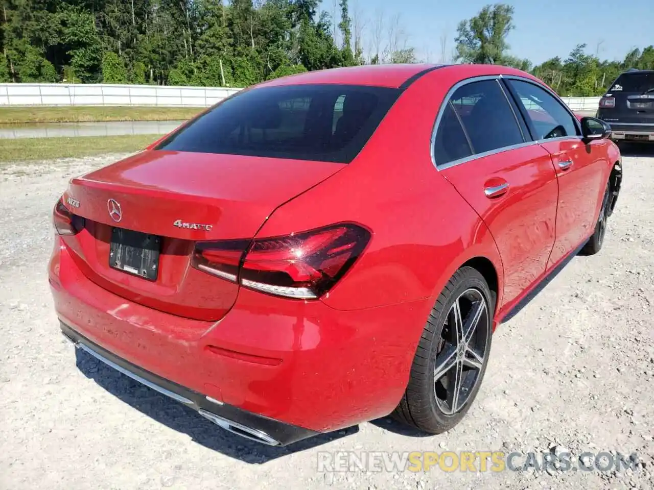 4 Photograph of a damaged car WDD3G4FB4KW020458 MERCEDES-BENZ A-CLASS 2019