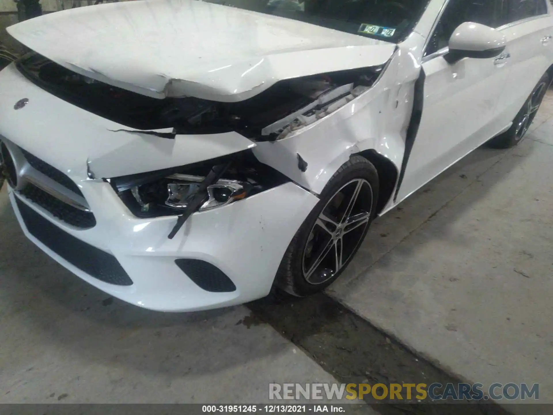 6 Photograph of a damaged car WDD3G4FB4KW032190 MERCEDES-BENZ A-CLASS 2019