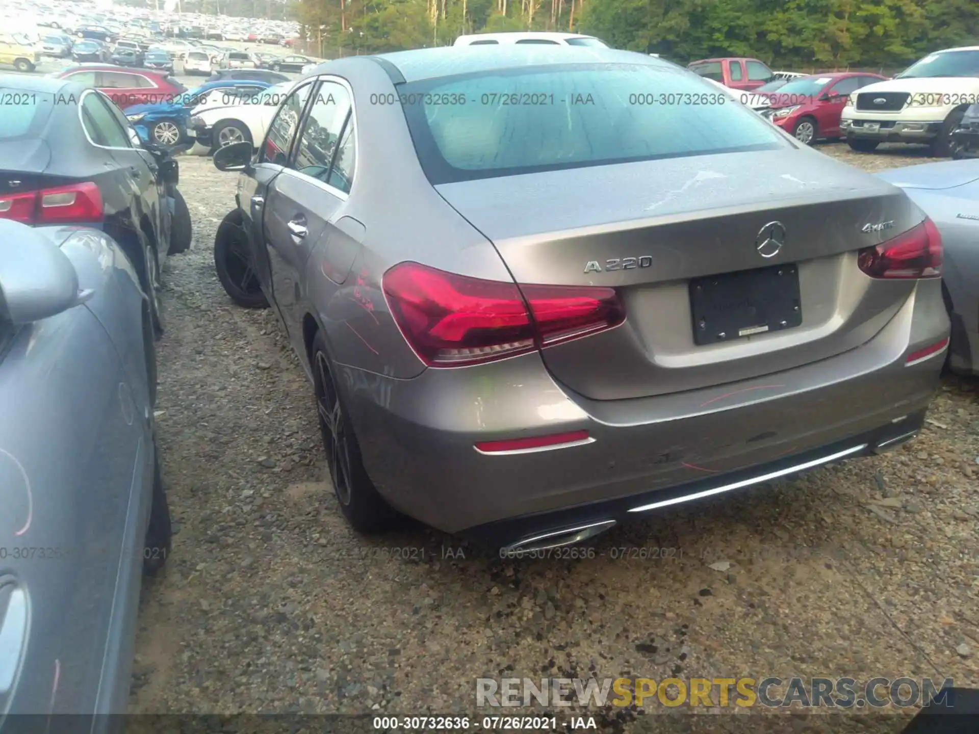 3 Photograph of a damaged car WDD3G4FB6KW000986 MERCEDES-BENZ A-CLASS 2019