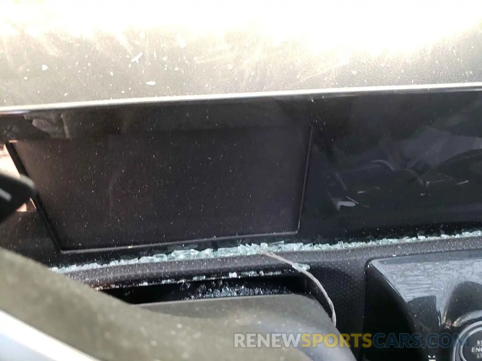 8 Photograph of a damaged car WDD3G4FB6KW018873 MERCEDES-BENZ A-CLASS 2019