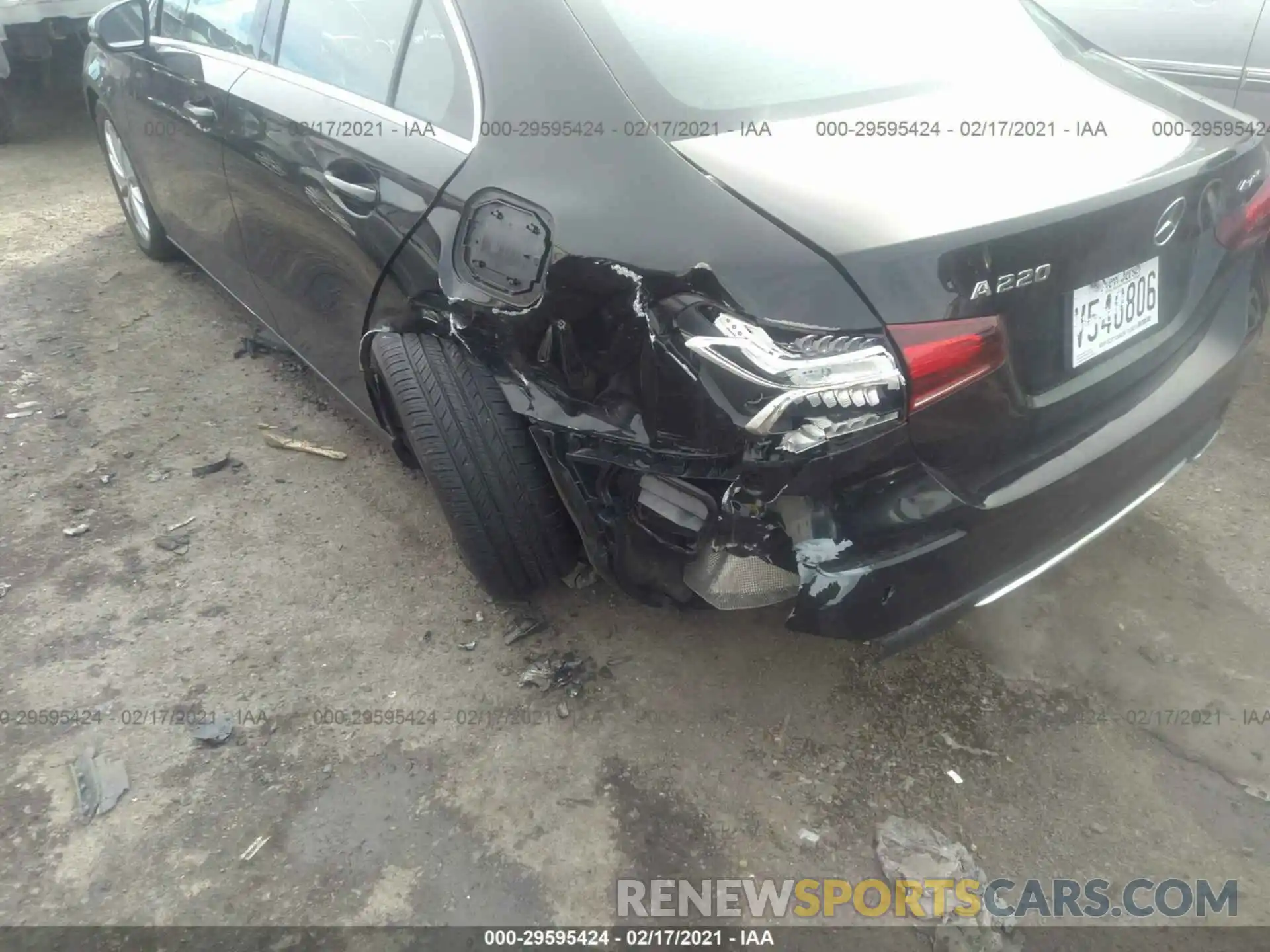 6 Photograph of a damaged car WDD3G4FB6KW020462 MERCEDES-BENZ A-CLASS 2019