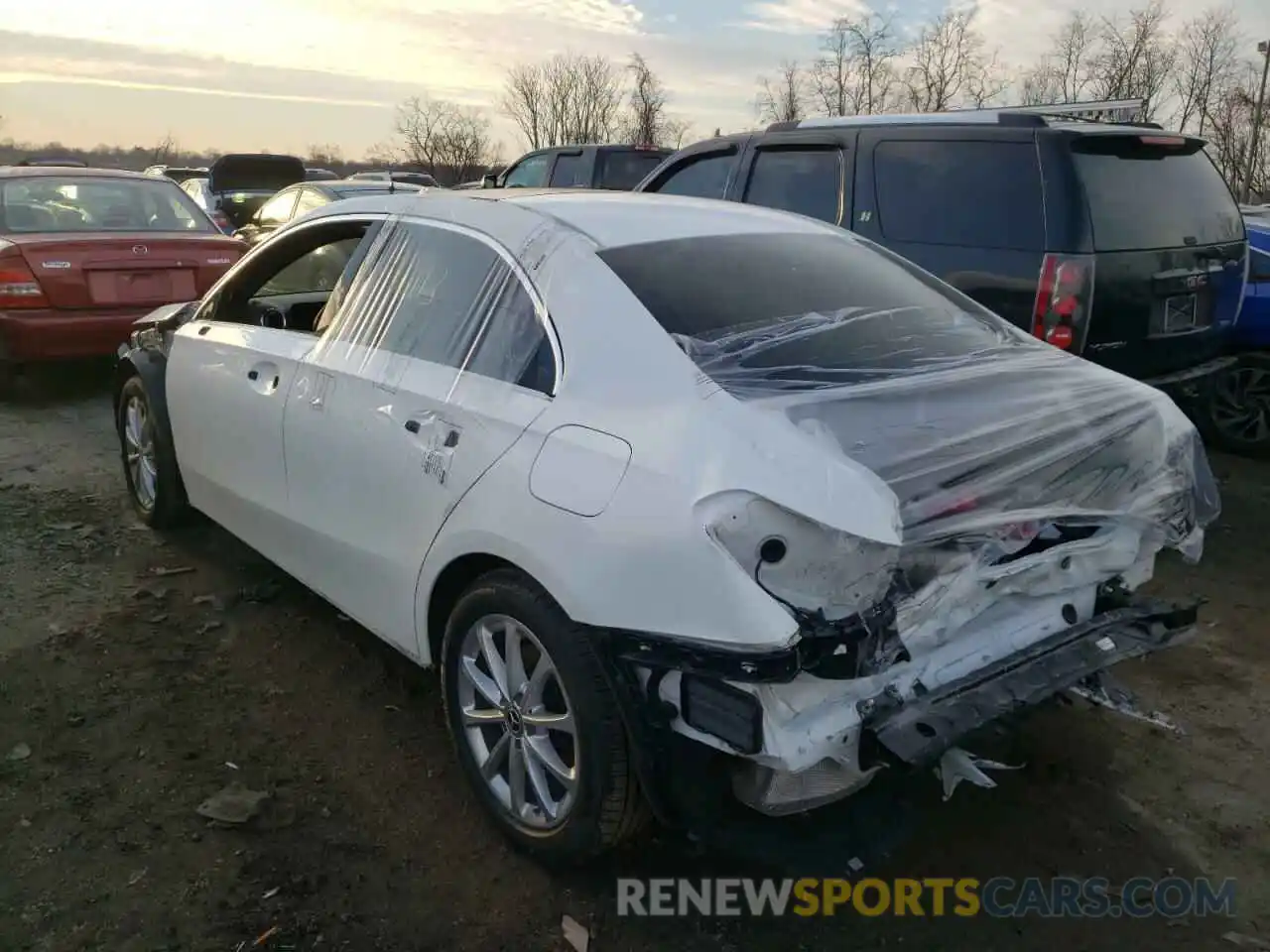 3 Photograph of a damaged car WDD3G4FB6KW026715 MERCEDES-BENZ A-CLASS 2019