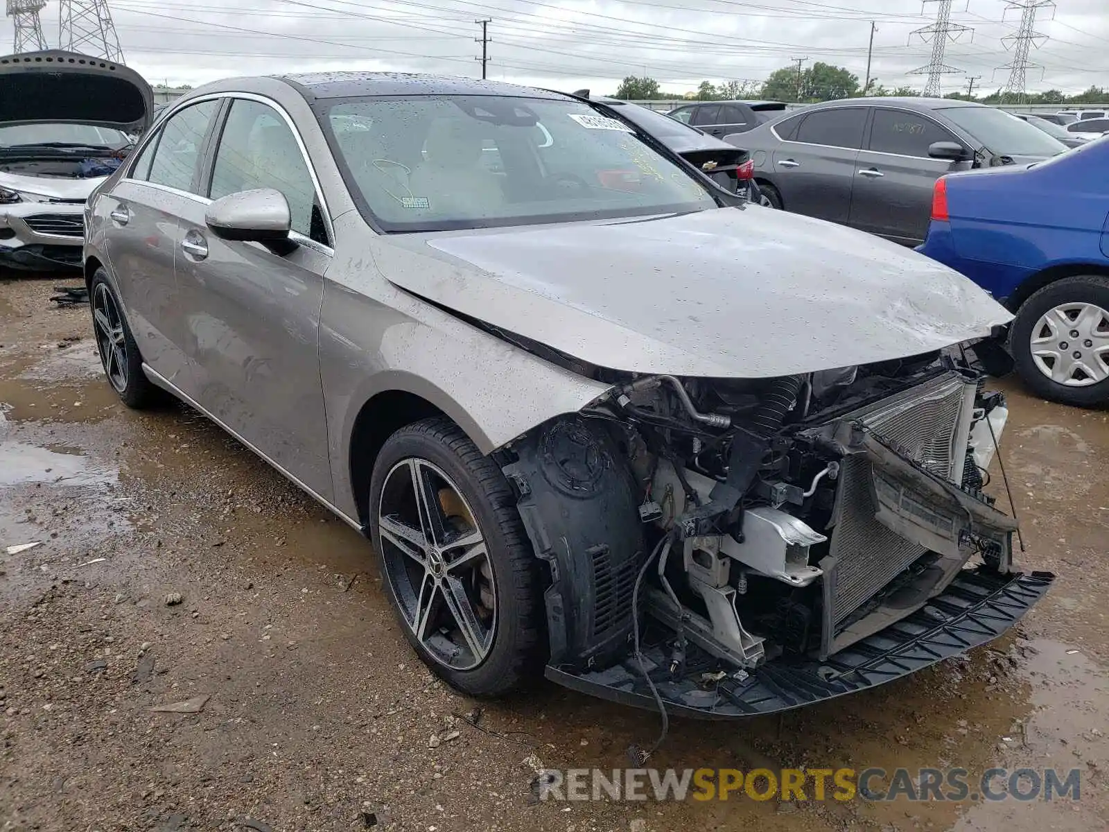 1 Photograph of a damaged car WDD3G4FB7KW002987 MERCEDES-BENZ A-CLASS 2019