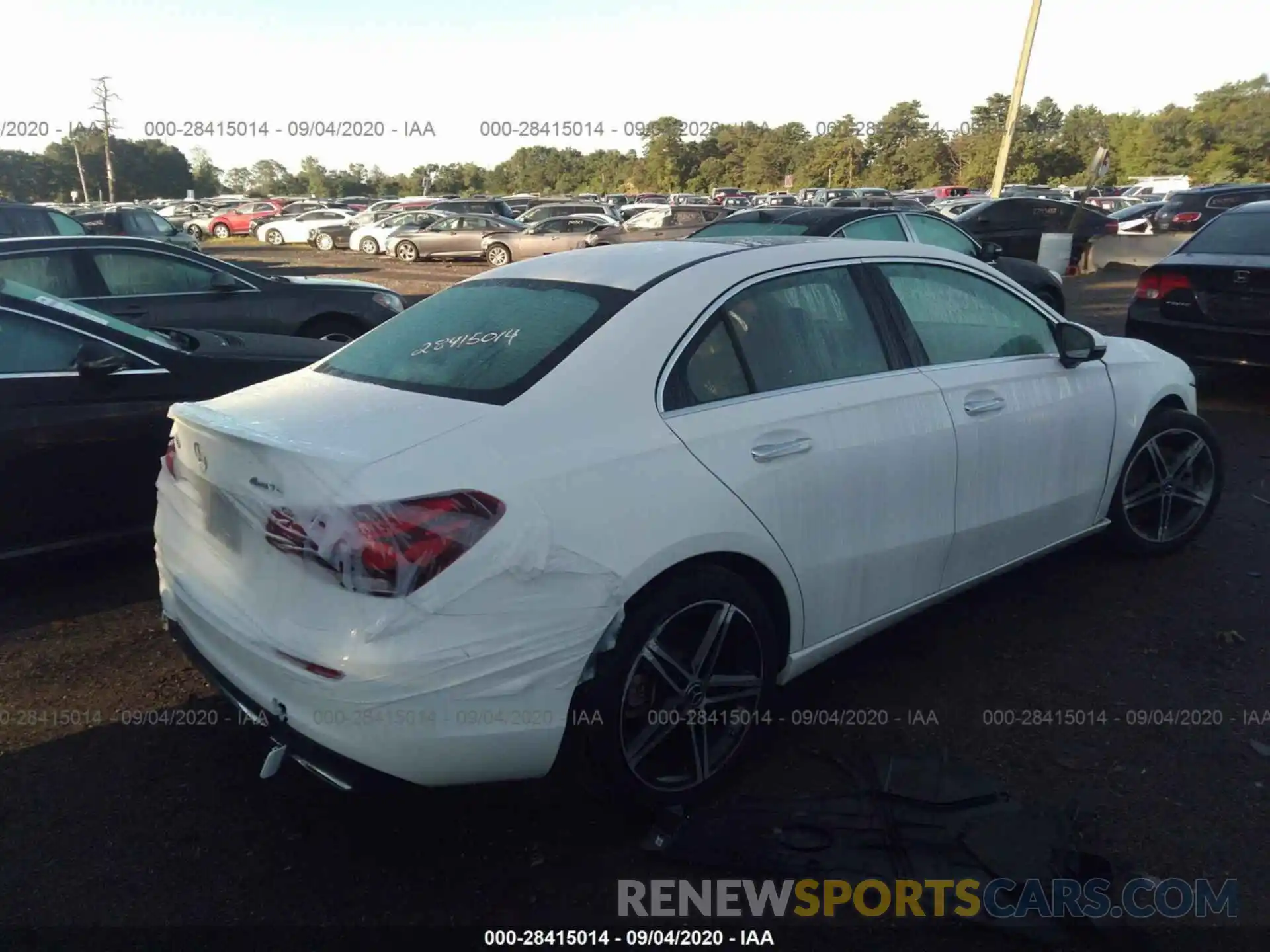 4 Photograph of a damaged car WDD3G4FB7KW020356 MERCEDES-BENZ A-CLASS 2019