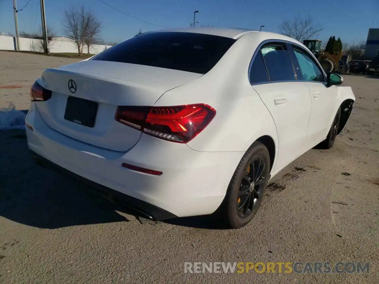 4 Photograph of a damaged car WDD3G4FB7KW024004 MERCEDES-BENZ A-CLASS 2019