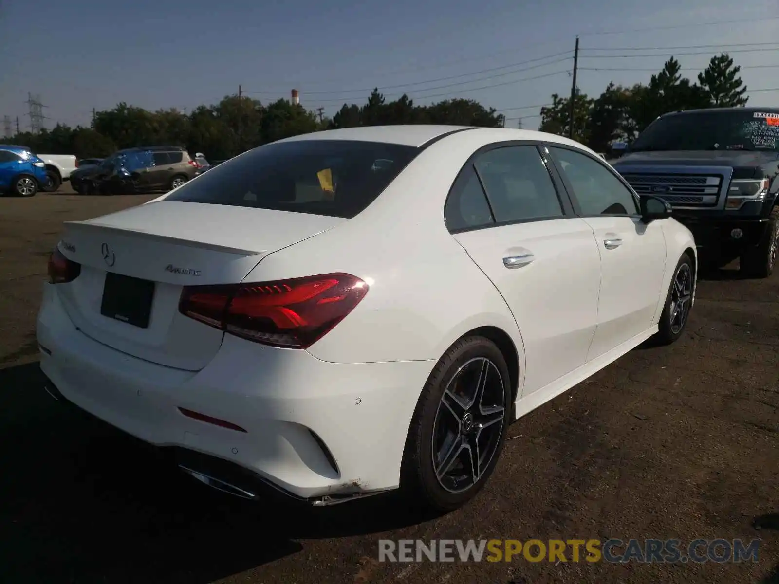 4 Photograph of a damaged car WDD3G4FB8KW006689 MERCEDES-BENZ A-CLASS 2019