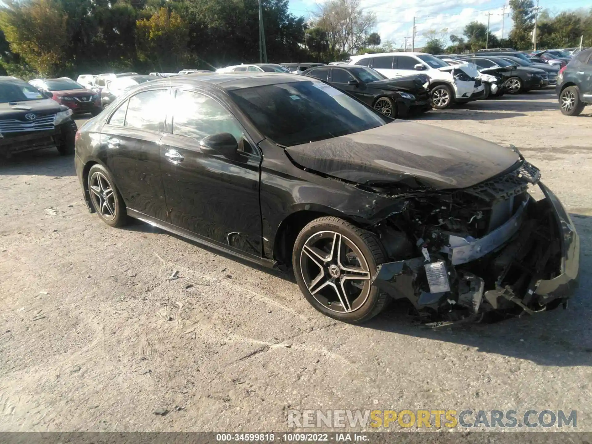 1 Photograph of a damaged car WDD3G4FB8KW019412 MERCEDES-BENZ A-CLASS 2019